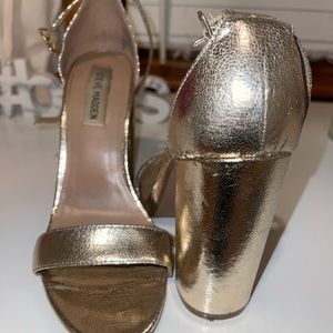 Steve madden golden heels